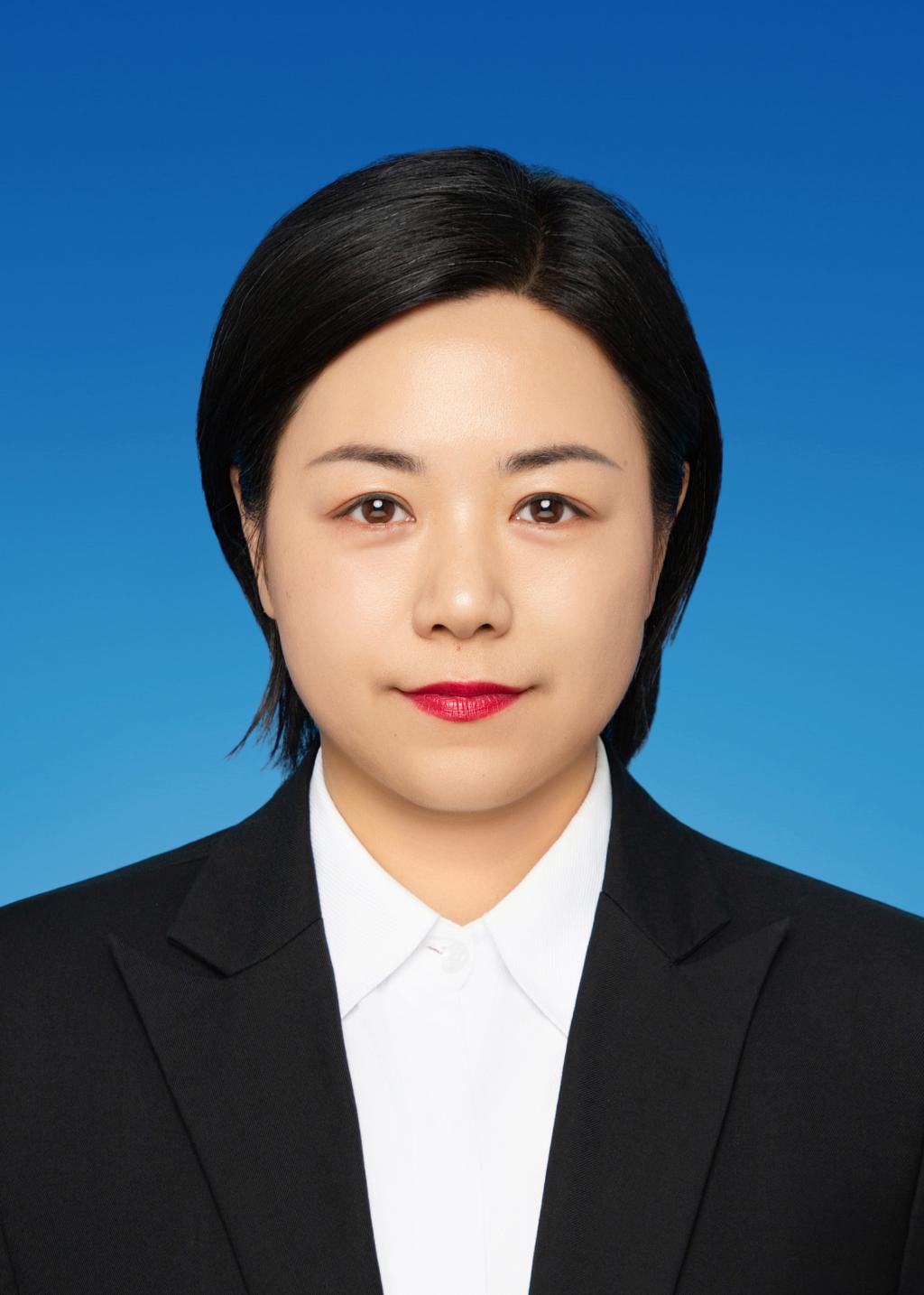 郑芳