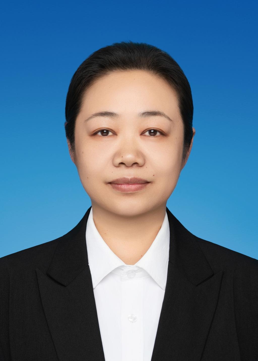 亢江瑶