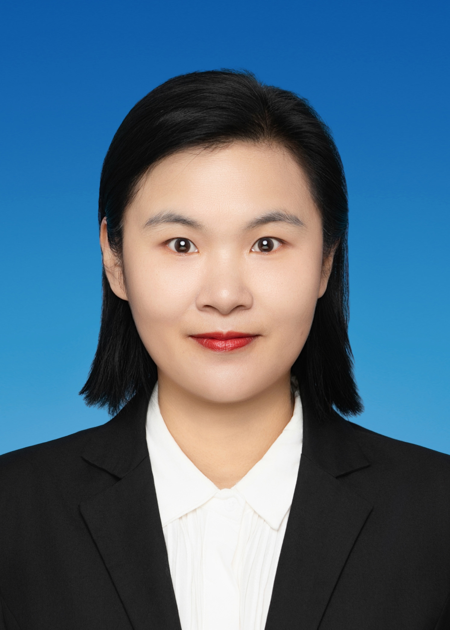 李 卉