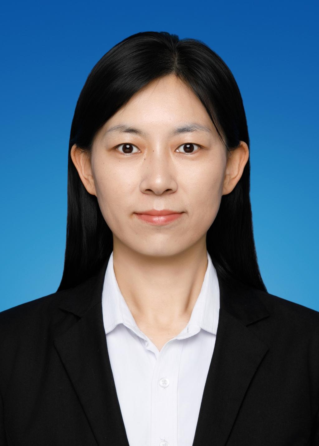 李莎